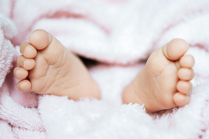 America The Court Fined Rs 74 Crore For Giving Birth To A Disabled Girl Due To Wrong Injection