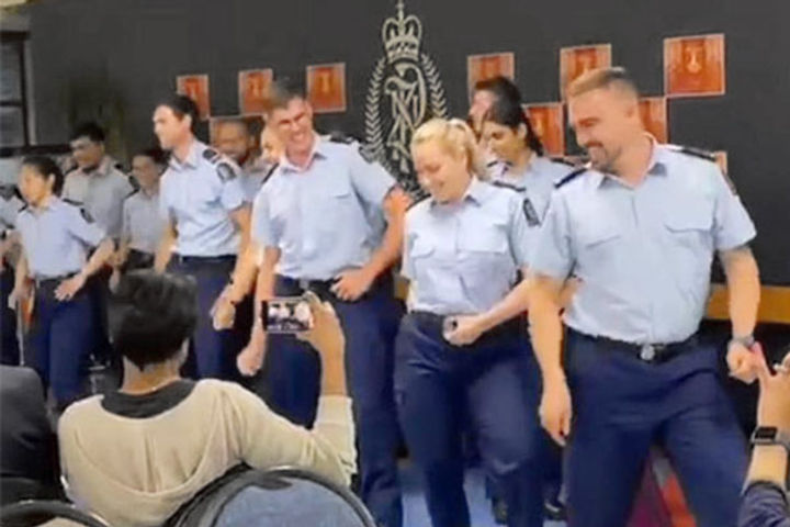 NewZealand Police Dance