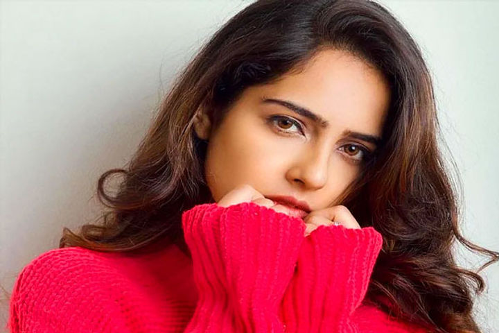 Malvi Malhotra Revealed Getting Threats After Attack