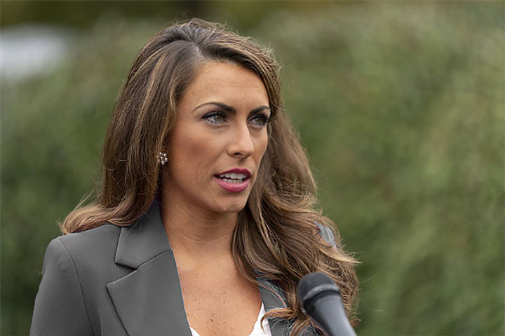 Alyssa Farah resigns