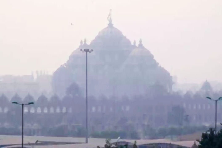 Air pollution and fog in Delhi NCR