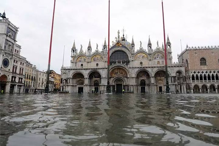 Venice Under Water As Newly Installed Dam System Fails To Activate