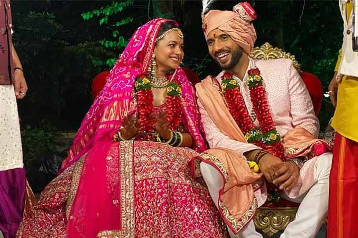 Punit Pathak gets married to Nidhi Moony Singh Punit Pathak gets married to Nidhi Moony Singh