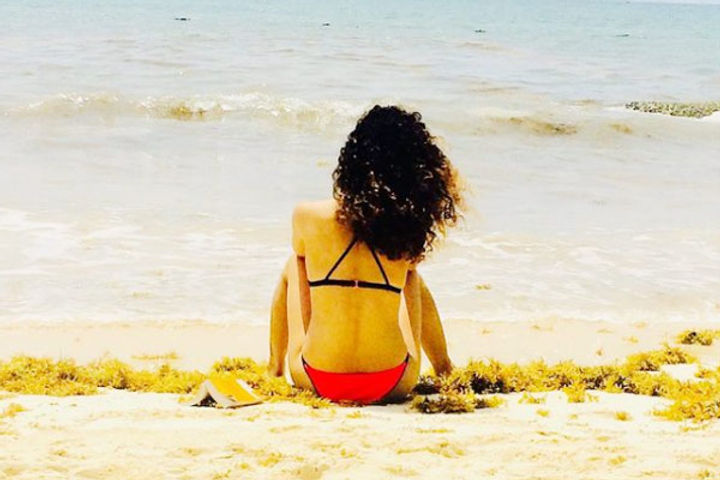 Kangana Ranaut being trolled for sharing bikini photos, gave trolls a befitting reply
