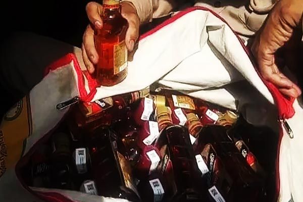 Poisonous Liquor Factory Exposed At Meerut