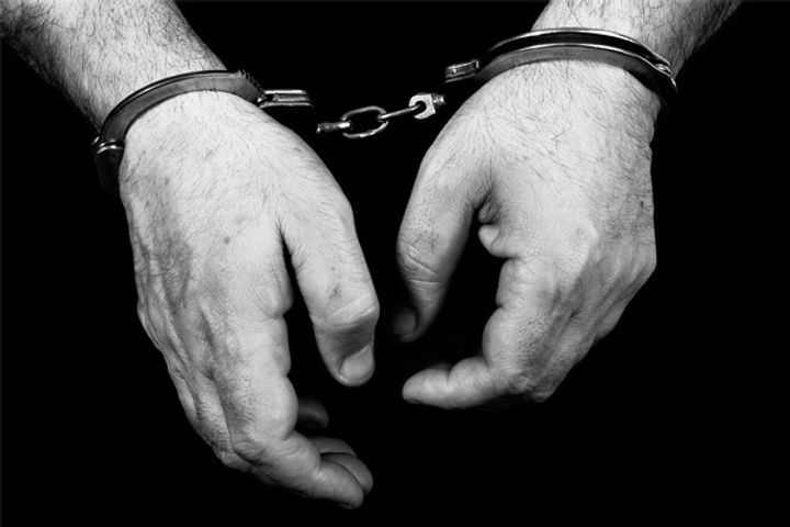 Delhi man arrested for robbery