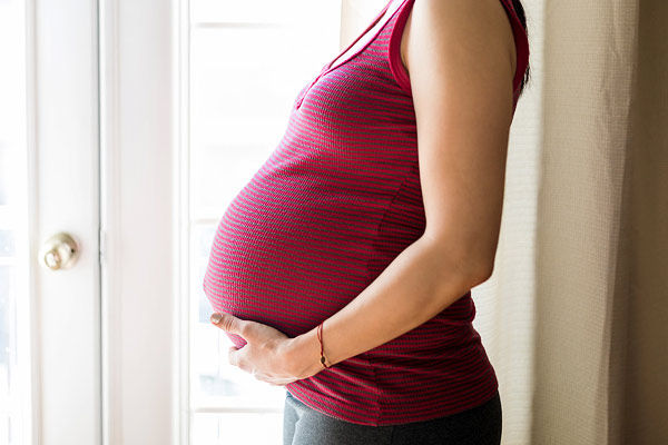 Pregnancy loss due to air pollution