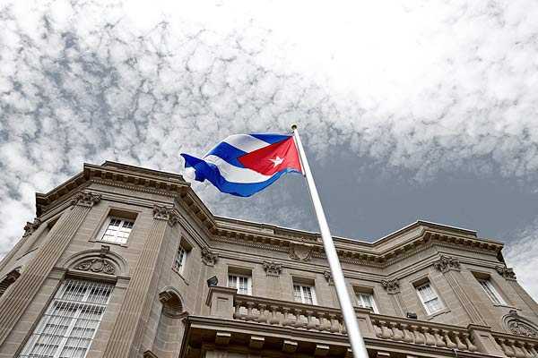 US imposes sanctions on Cuba