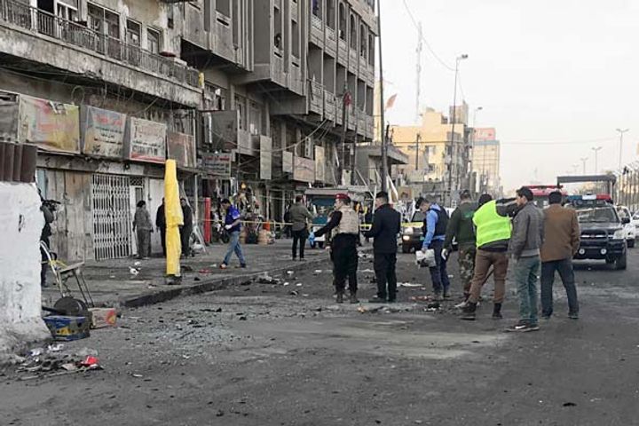 Twin suicide attack in central Baghdad kills 20 wounds 40