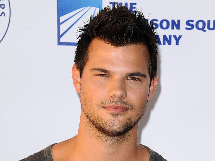 Taylor Lautner