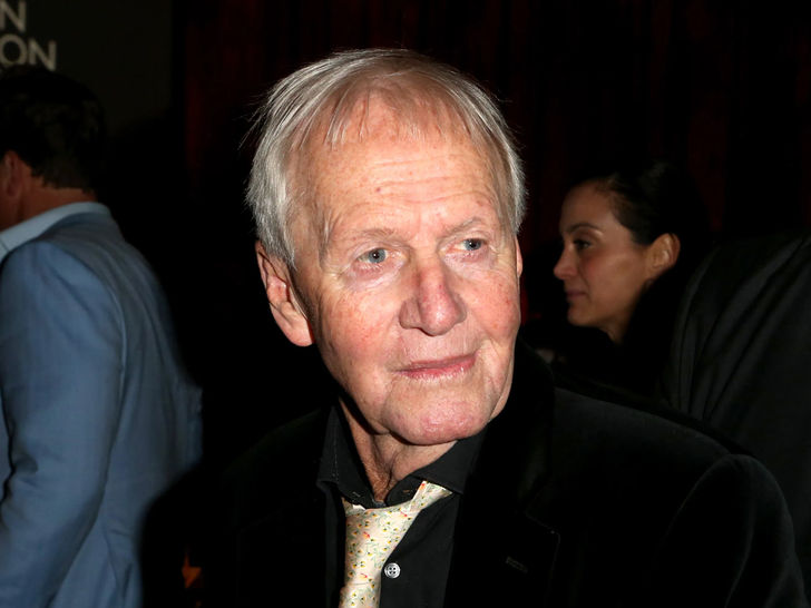 Paul Hogan  