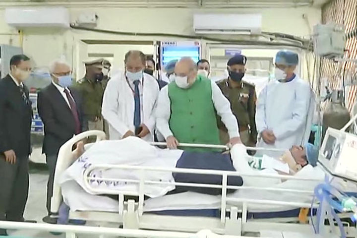 Home Minister Amit Shah meets injured policemen in Delhi Tractor Rally violence