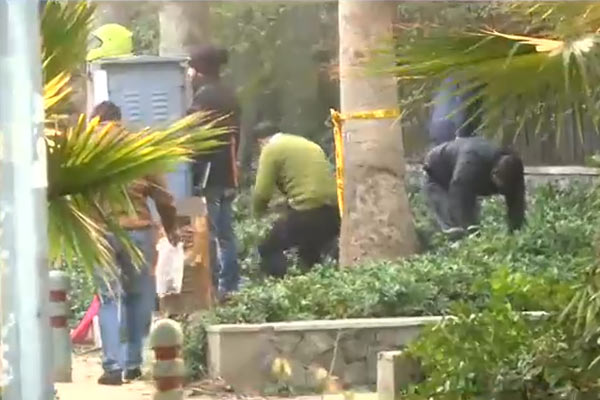 Police suspect, ammonium nitrate caused blast outside Israeli embassy