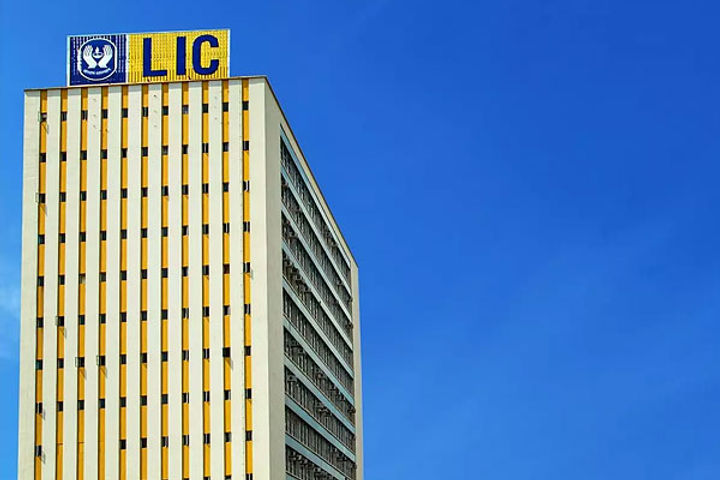 10% of LIC IPO for policyholders