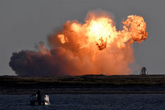 Spacex Bullet Shaped Starship Rocket Crash During Landing