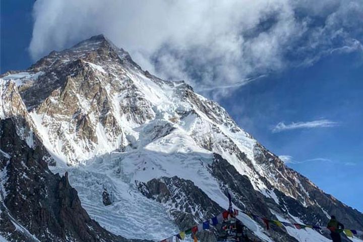 3 climbers missing on Mount K2 army halts search and rescue operation