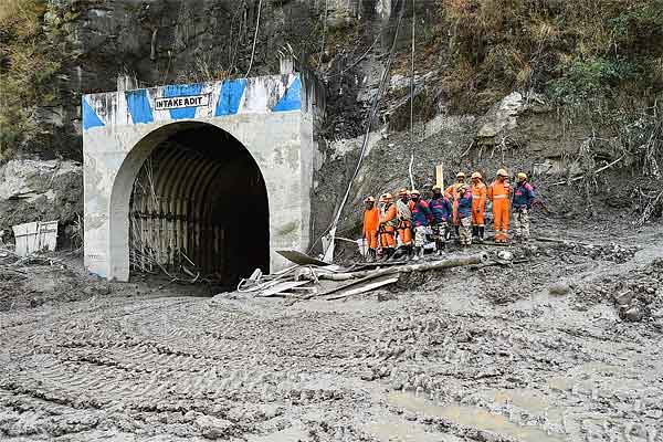 Rescue in Tapovan Tunnel