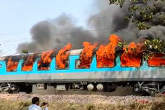 Shatabdi Express Train Coach Caught Fire In Dehradun
