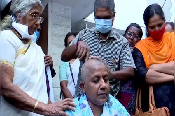 Angry at not getting ticket Kerala Womens Congress chief shaved his head