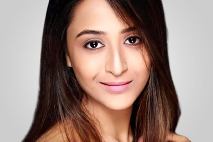 Area Agarwal succumbed to corona virus, sniffing power of actress ended