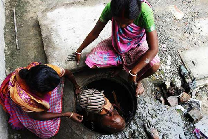 Madras High Court on manual scavenging