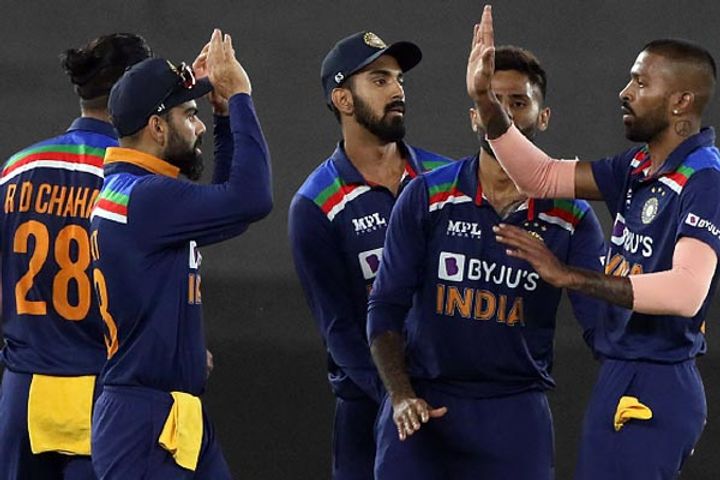 Indian team fined 40 percent of match fees for slow over rate