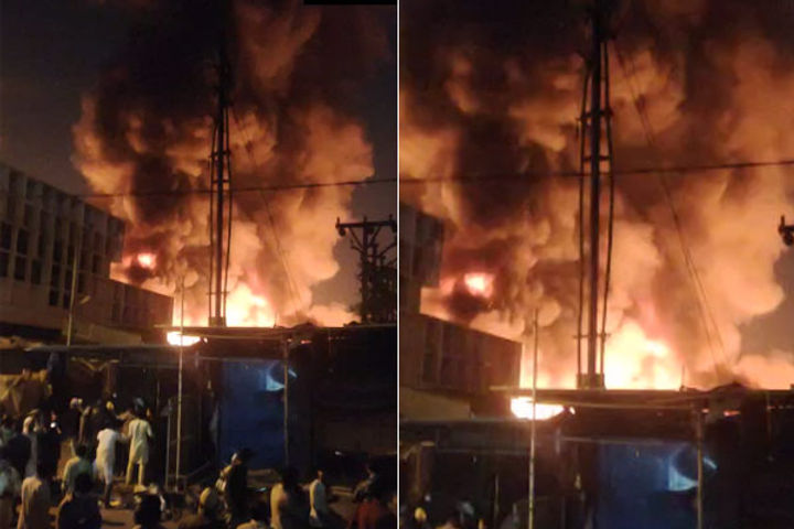 Fire In Fashion Street Market In Camp Area Of Pune Maharashtra