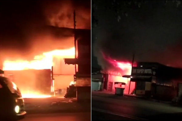 Fire broke out at a godown and six shops in Bahadurpura area