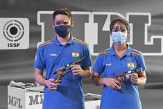 Vijayvir and Tejaswini pair won gold in 25m rapid fire pistol mixed event