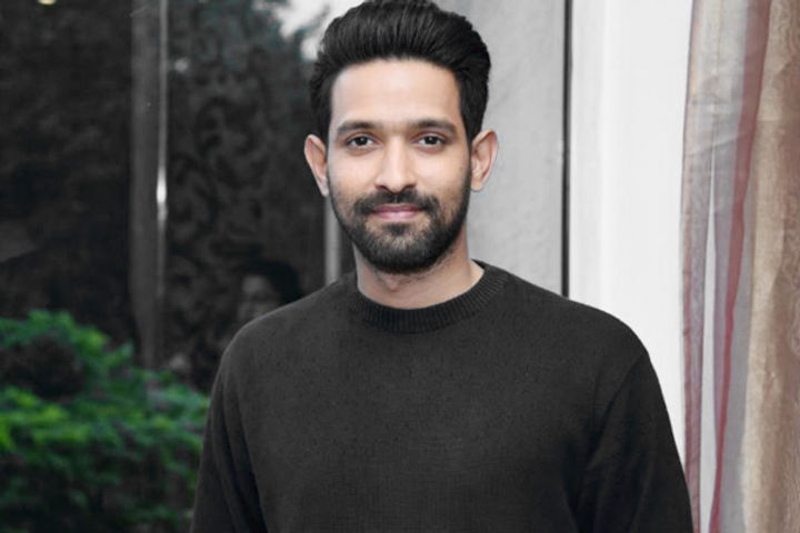 Vikrant Massey corona infected