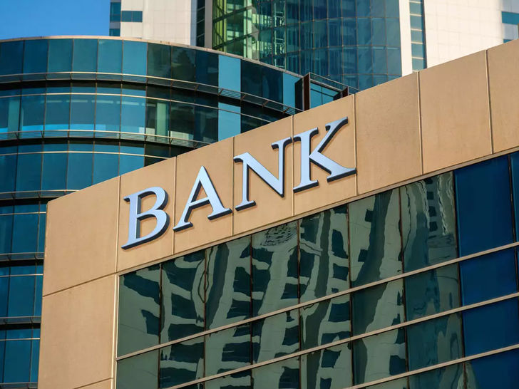 Banks Banks