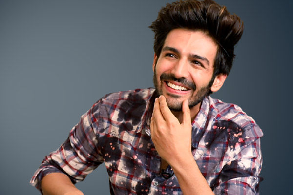 Kartik Aryan Wants Back To Work After Tested Negative For Covid 19 Social Media Users Trolled Him