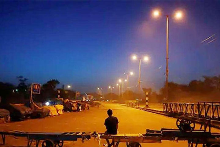 Night Curfew In 20 Cities Of Gujarat From Today