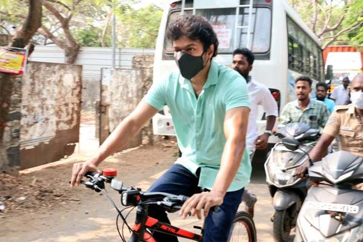 Vijay Rides Bicycle To Cast His Vote In Tamil Nadu Assembly Elections and guesses starts