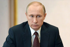 Russia encircles Ukraines borders America sends warships circumstances like high alert