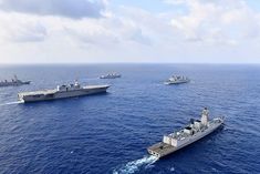 Chinese warships and US Navy