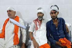 UP Panchayat elections fire in Saharanpur burnt car head burnt in Mahoba