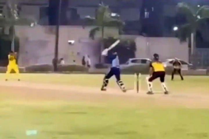 Indian bowler dead after getting hit on had Indian bowler dead after getting hit on had