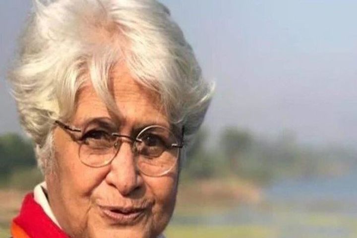 Filmmaker Sumitra Bhave Passed Away At The Age Of 78