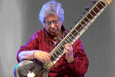 Padma Bhushan Sitarist Debabrata Chaudhari Dies