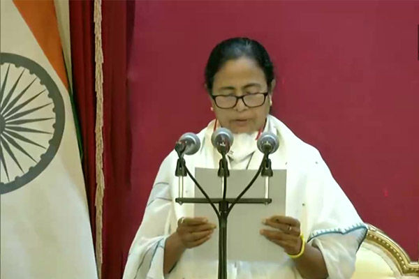 Mamata Banerjee takes oath as CM