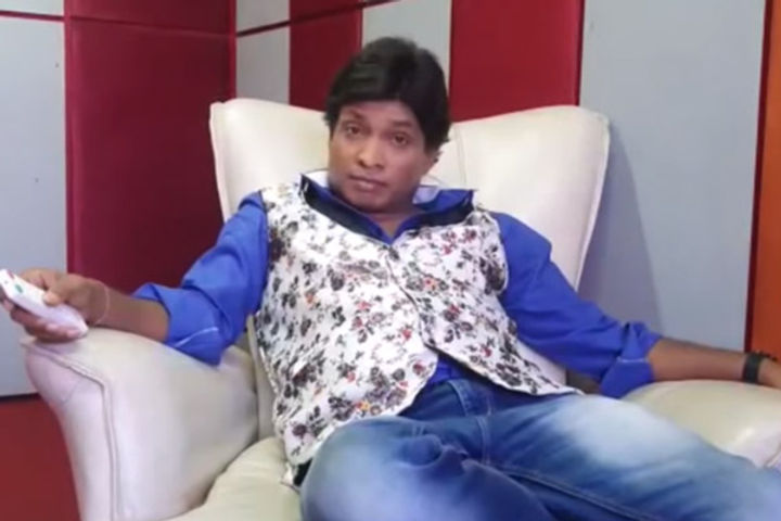 FIR lodged against comedian Sunil Pal for making objectionable remarks on doctors