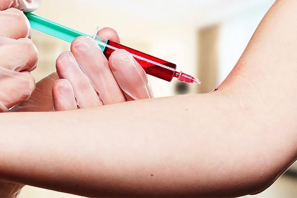 Nurse in Italy accidentally injects 6 doses of vaccine into woman