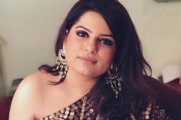 Now actress Mallika Dua parents got corona infected Now actress Mallika Dua parents got corona infected