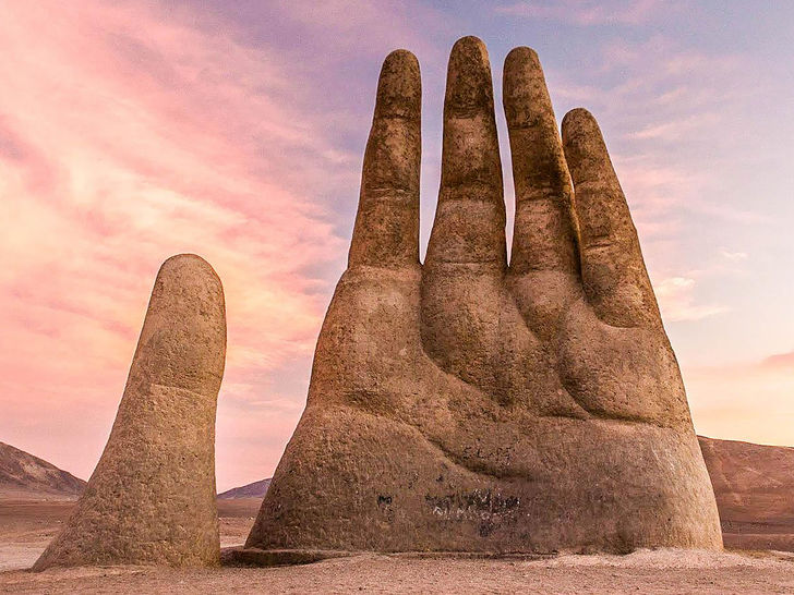 Hand of the Desert