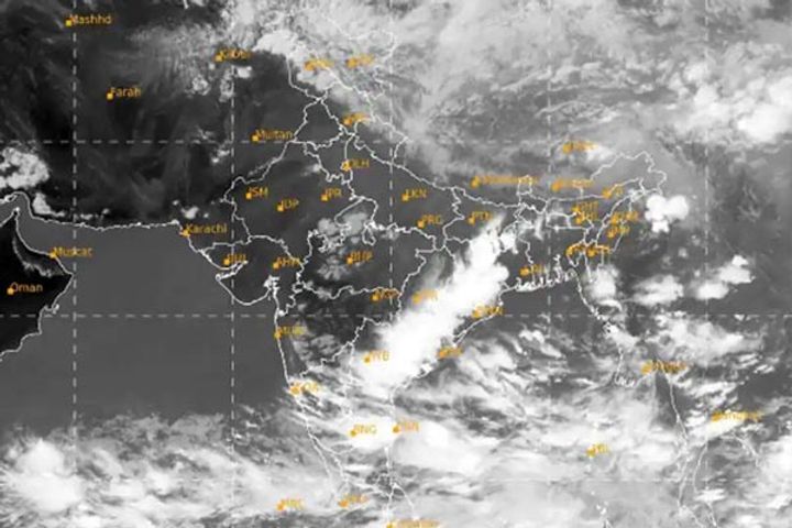 Today Yas will change into cyclonic storm