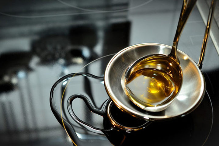 Prices Of Edible Oils Are 62 Per Cent More Expensive Than Last Year Prices Of Edible Oils Are 62 Per Cent More Expensive Than Last Year