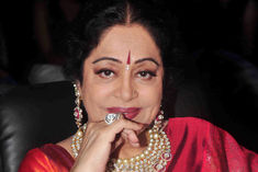 Kirron Kher Admitted To Hospital For Bone Surgery In Kokilaben Hospital