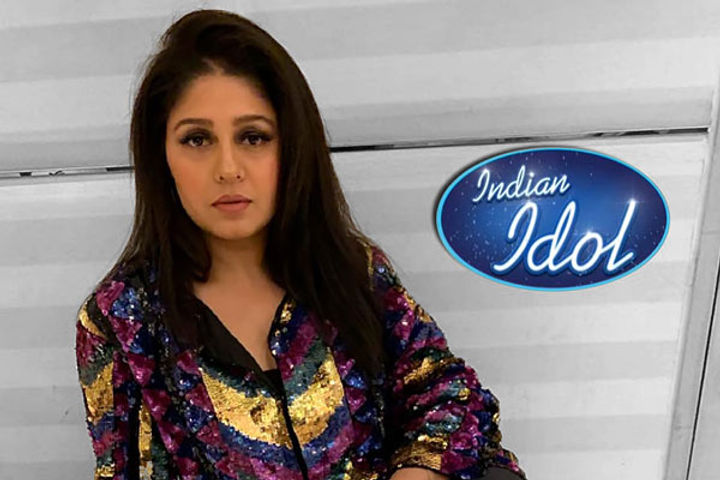 Sunidhi Chauhan said I was also asked to praise the contestants in Indian Idol