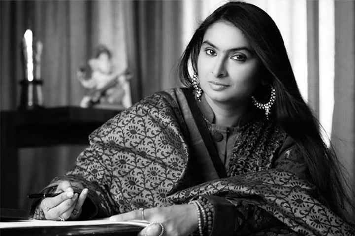 Filmmaker Swapna Patkar arrested in fake degree case